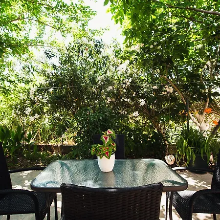 Potami شقة